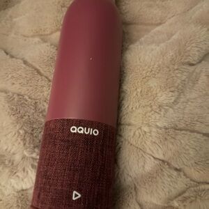 Insulated / wireless blue tooth speaker bottle